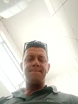 Snapshot of Cyborg45 chatting on 02-13-26, 02:06 Cyborg45 online show from 02-13-26, 02:06