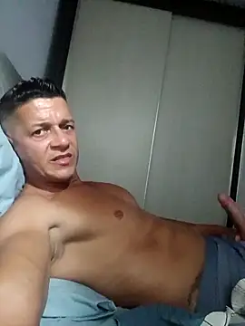 Snapshot of Cyborg45 chatting on 02-07-26, 06:27 Cyborg45 online show from 02-07-26, 06:27