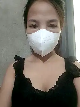 Lylylove68 online show from 10-20-25, 05:53