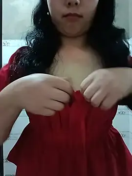 Snapshot of lisa-bae00 chatting on 06-04-26, 01:27 lisa-bae00 online show from 06-04-26, 01:27