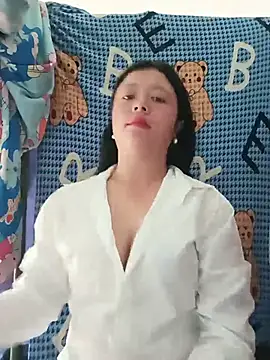 Snapshot of lisa-bae00 chatting on 05-23-26, 11:59 lisa-bae00 online show from 05-23-26, 11:59