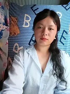 Snapshot of lisa-bae00 chatting on 06-06-26, 12:10 lisa-bae00 online show from 06-06-26, 12:10
