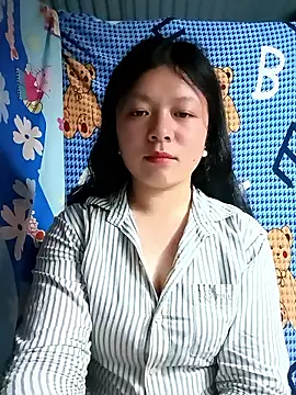 Snapshot of lisa-bae00 chatting on 04-25-26, 01:41 lisa-bae00 online show from 04-25-26, 01:41