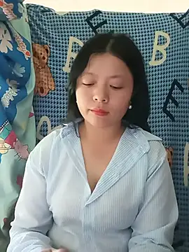 Snapshot of lisa-bae00 chatting on 06-11-26, 03:14 lisa-bae00 online show from 06-11-26, 03:14