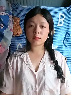 Snapshot of lisa-bae00 chatting on 05-26-26, 12:14 lisa-bae00 online show from 05-26-26, 12:14