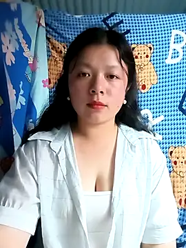Snapshot of lisa-bae00 chatting on 05-03-26, 01:58 lisa-bae00 online show from 05-03-26, 01:58
