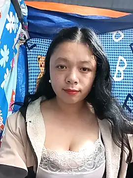 lisa-bae00 online show from 12-18-25, 12:09