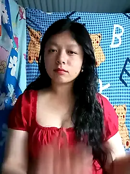 Snapshot of lisa-bae00 chatting on 05-08-26, 12:42 lisa-bae00 online show from 05-08-26, 12:42
