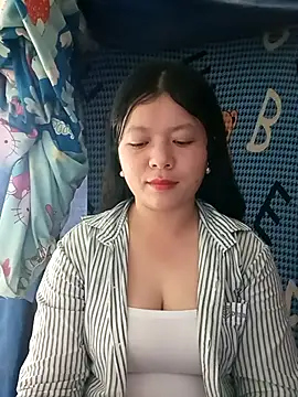 lisa-bae00 online show from 03-27-26, 12:30