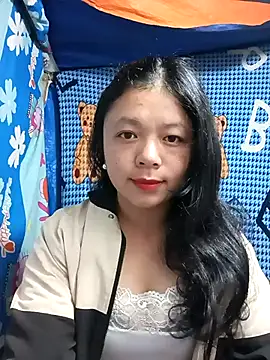 lisa-bae00 online show from 12-14-25, 11:21