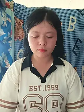 Snapshot of lisa-bae00 chatting on 05-21-26, 05:16 lisa-bae00 online show from 05-21-26, 05:16