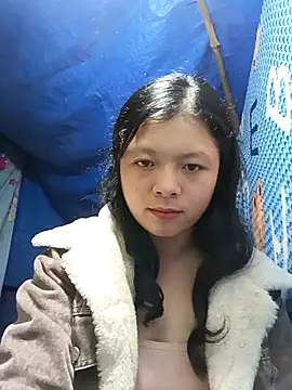 lisa-bae00 online show from 11-17-25, 11:42