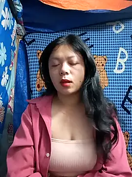 lisa-bae00 online show from 12-17-25, 11:21