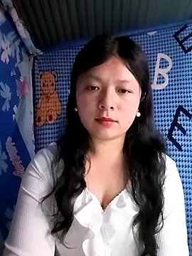 lisa-bae00 online show from 04-12-26, 12:30