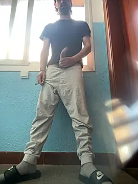 Paapii1098 online show from 04-18-26, 01:13