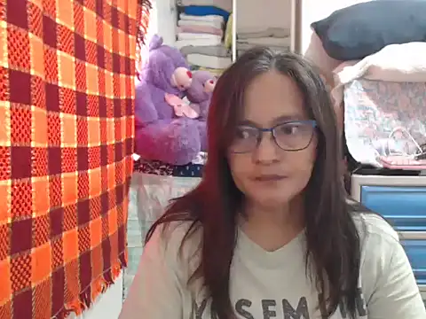 Kinkybela2025 online show from 11-25-25, 12:33