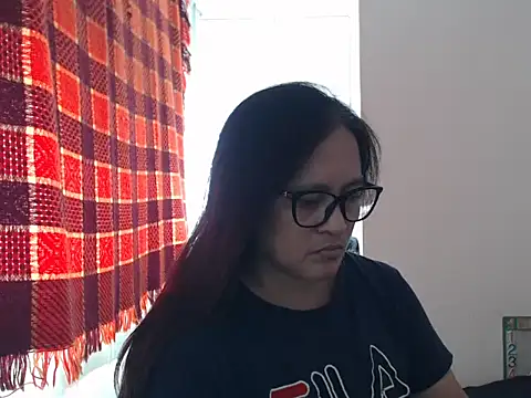 Kinkybela2025 online show from 05-18-26, 12:33