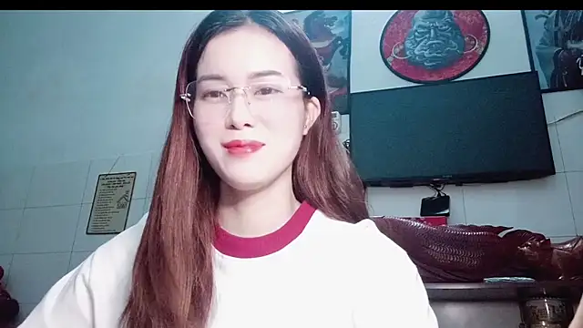 Family-Lovee online show from 06-14-26, 06:20