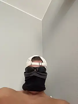 iCum uCum online show from 11-13-25, 11:25