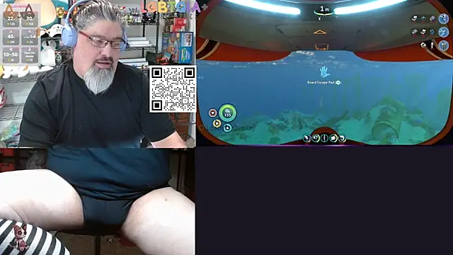 Snapshot of geekycastillo chatting on 05-19-26, 03:57 geekycastillo online show from 05-19-26, 03:57