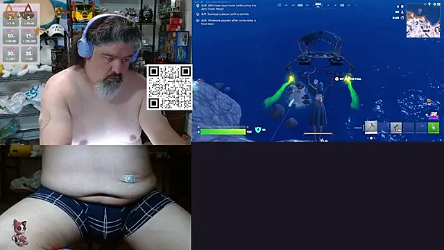 Snapshot of geekycastillo chatting on 05-25-26, 03:39 geekycastillo online show from 05-25-26, 03:39