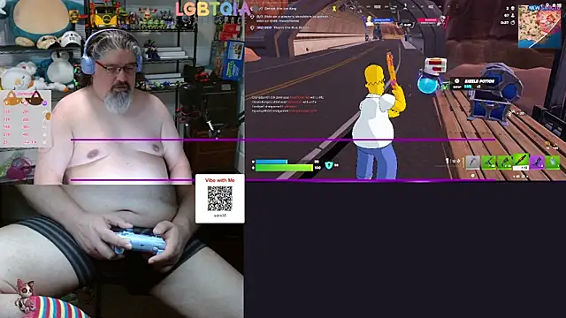 Snapshot of geekycastillo chatting on 05-11-26, 03:41 geekycastillo online show from 05-11-26, 03:41
