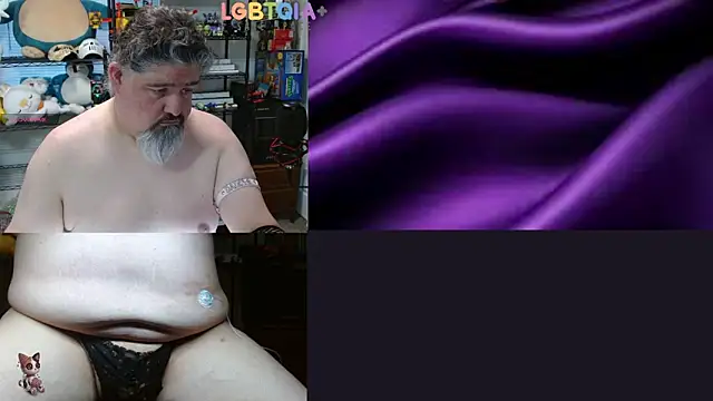 Snapshot of geekycastillo chatting on 05-16-26, 03:16 geekycastillo online show from 05-16-26, 03:16