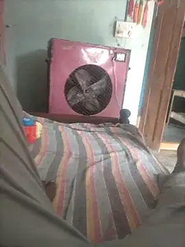 Snapshot of pappy143 chatting on 11-04-25, 07:01 pappy143 online show from 11-04-25, 07:01