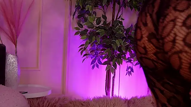 CrystalRedx online show from 01-15-26, 05:44