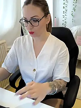 Ninabeauregard online show from 03-13-26, 08:08