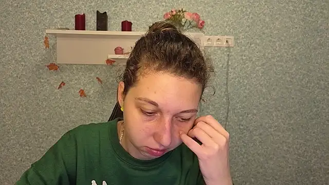 CuteEllii online show from 12-03-25, 05:19