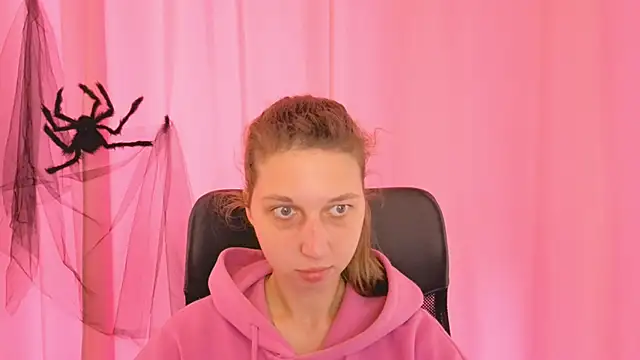 CuteEllii online show from 11-04-25, 11:03