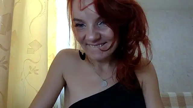 Snapshot of ArielDreamer chatting on 11-04-25, 09:35 ArielDreamer online show from 11-04-25, 09:35