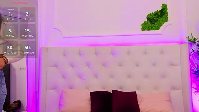 ElisaCharm online show from 04-09-26, 02:24