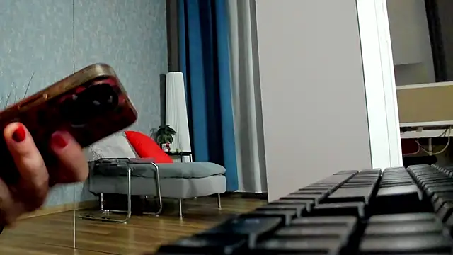 KarinaSparks online show from 12-14-25, 06:02