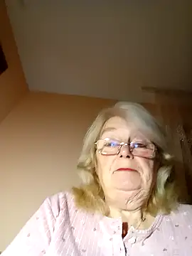 AmyLove353 online show from 12-20-25, 09:50