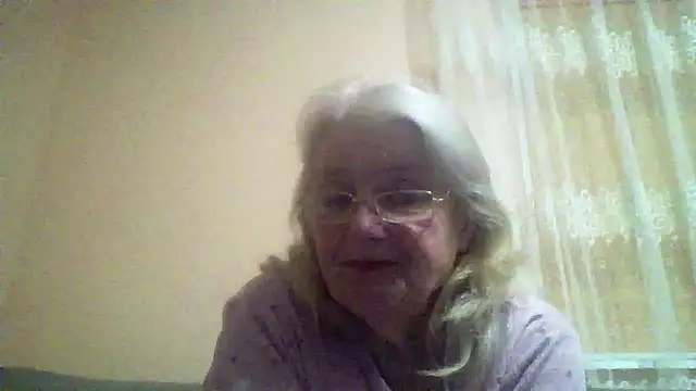 AmyLove353 online show from 04-16-26, 03:07