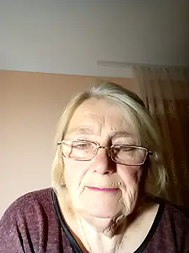 AmyLove353 online show from 10-31-25, 08:38