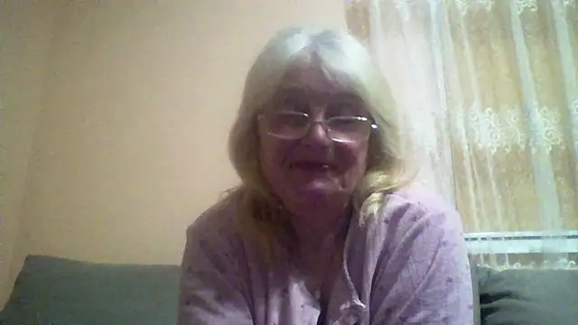 AmyLove353 online show from 04-04-26, 09:43