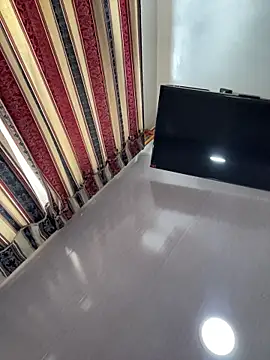 Violeet-Smith online show from 02-16-26, 04:49