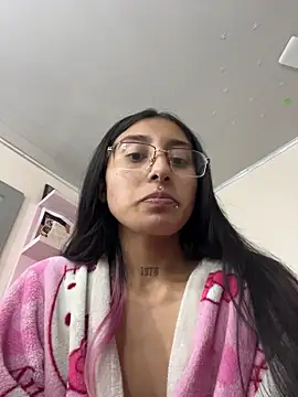 Violeet-Smith online show from 11-16-25, 10:57