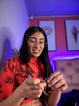 Violeet-Smith online show from 10-23-25, 01:32