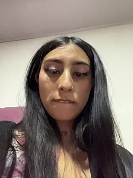 Violeet-Smith online show from 02-18-26, 01:47