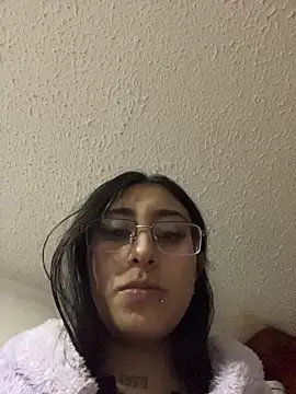 Violeet-Smith online show from 02-25-26, 03:51