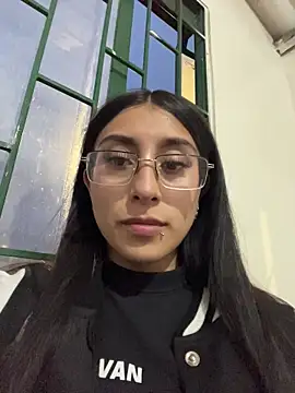 Violeet-Smith online show from 11-23-25, 10:53