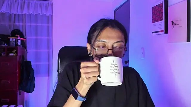  Astrea  online show from 02-18-26, 01:14