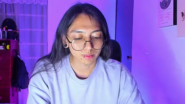  Astrea  online show from 04-10-26, 01:12