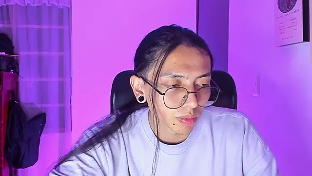  Astrea  online show from 04-09-26, 01:07