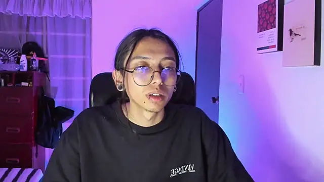  Astrea  online show from 02-15-26, 03:18