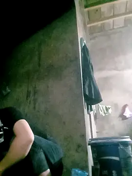 Snapshot of Kati_xx chatting on 10-24-25, 11:48 Kati xx online show from 10-24-25, 11:48